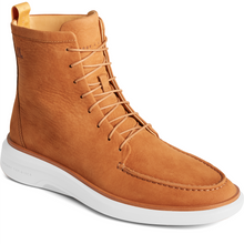 Load image into Gallery viewer, Sperry Men&#39;s Sperry x John Legend Commodore PLUSHWAVE Boot - Rust (STS23897)
